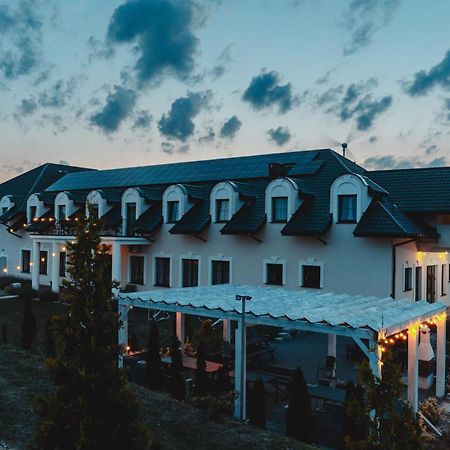 Hotel Zlotogorski Koscielec Buitenkant foto
