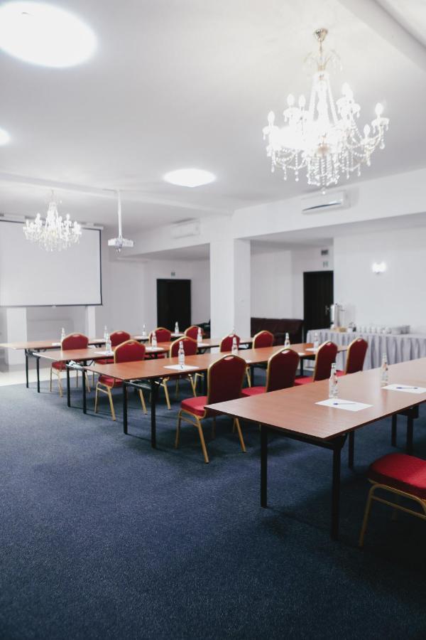 Hotel Zlotogorski Koscielec Buitenkant foto