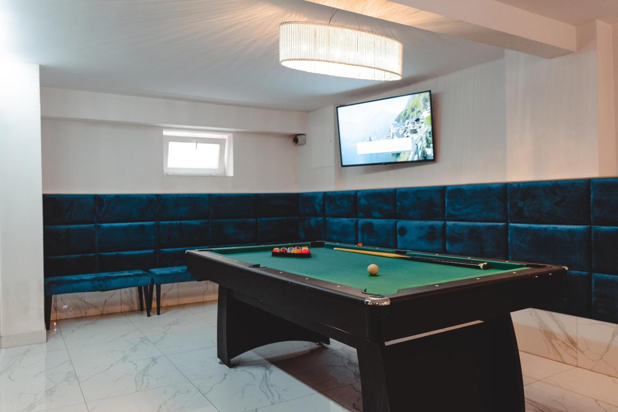 Hotel Zlotogorski Koscielec Buitenkant foto