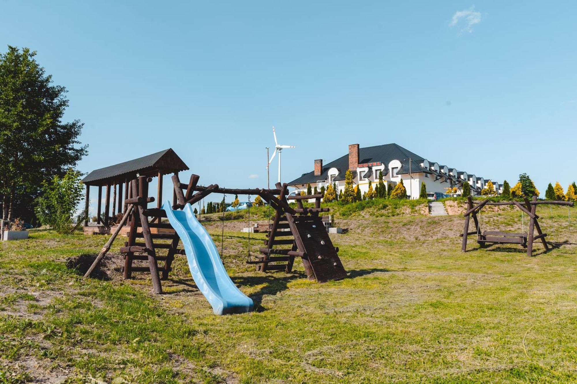 Hotel Zlotogorski Koscielec Buitenkant foto